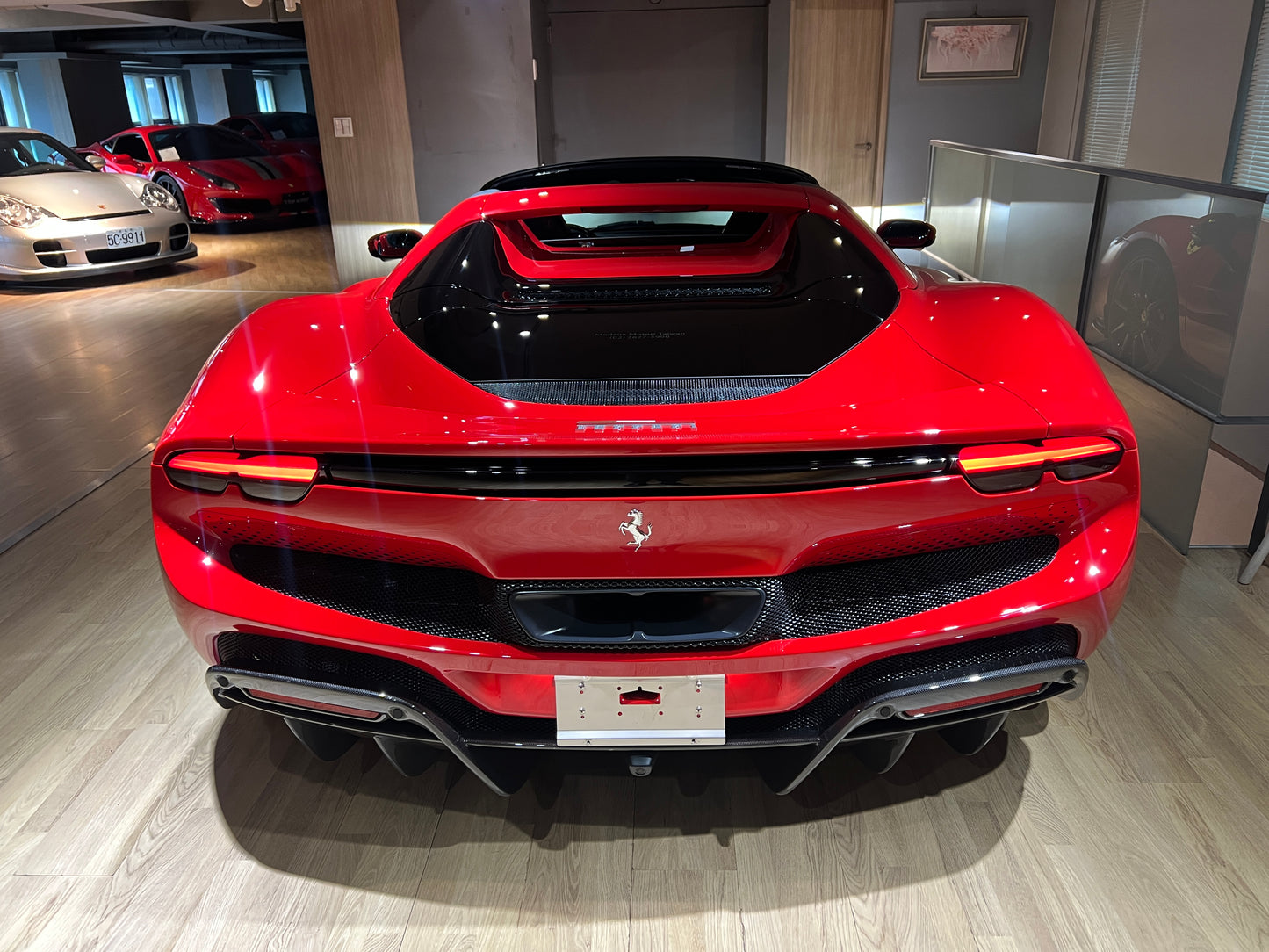 2024 Ferrari 296 GTS 總代理