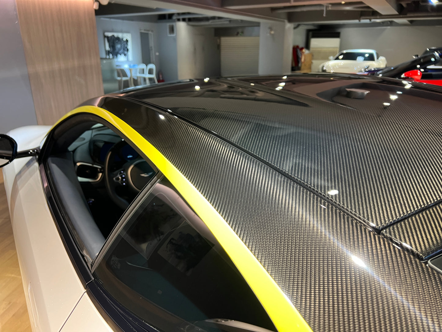已售出-2019 AstonMartin DBS Superleggera 總代理