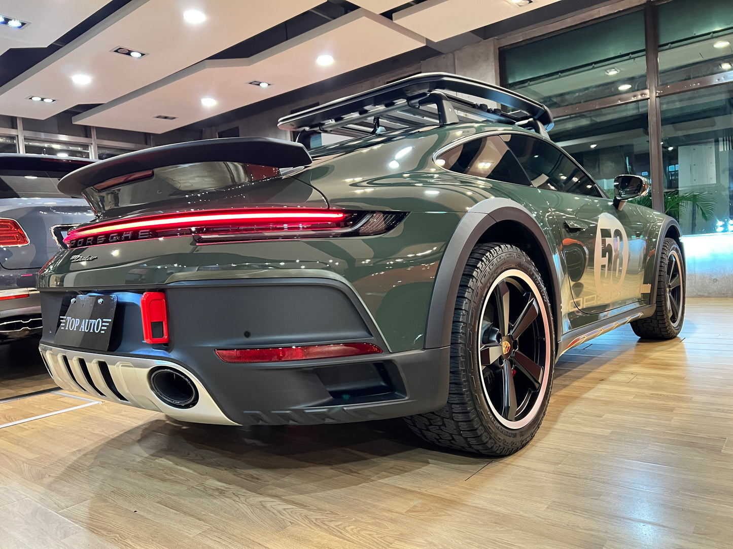 **2024 Porsche 911 Dakar總代理 全球限量 | 台北超跑專賣|TopAuto豐群汽車