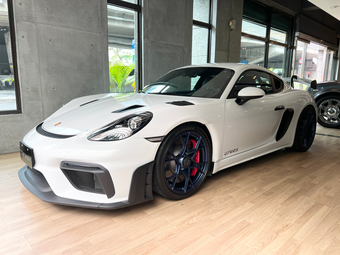 2023 Porsche 718 Cayman GT4 RS 總代理