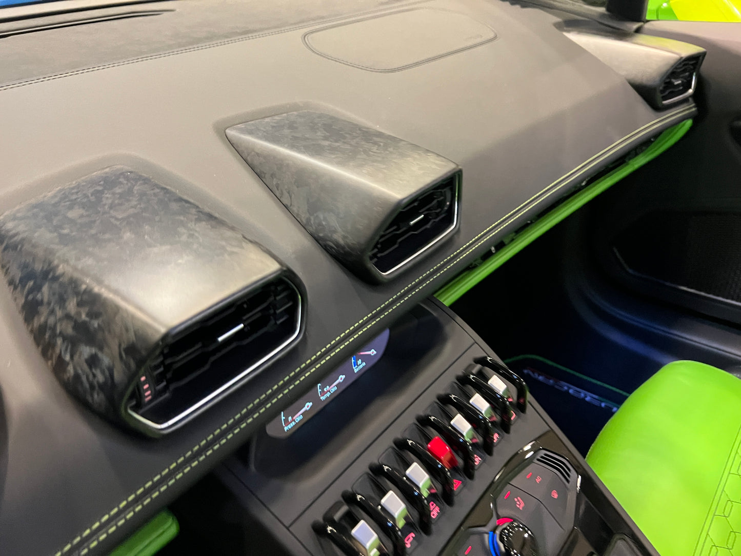 已售出-2018 Lamborghini Huracan Spyder一手車 總代理