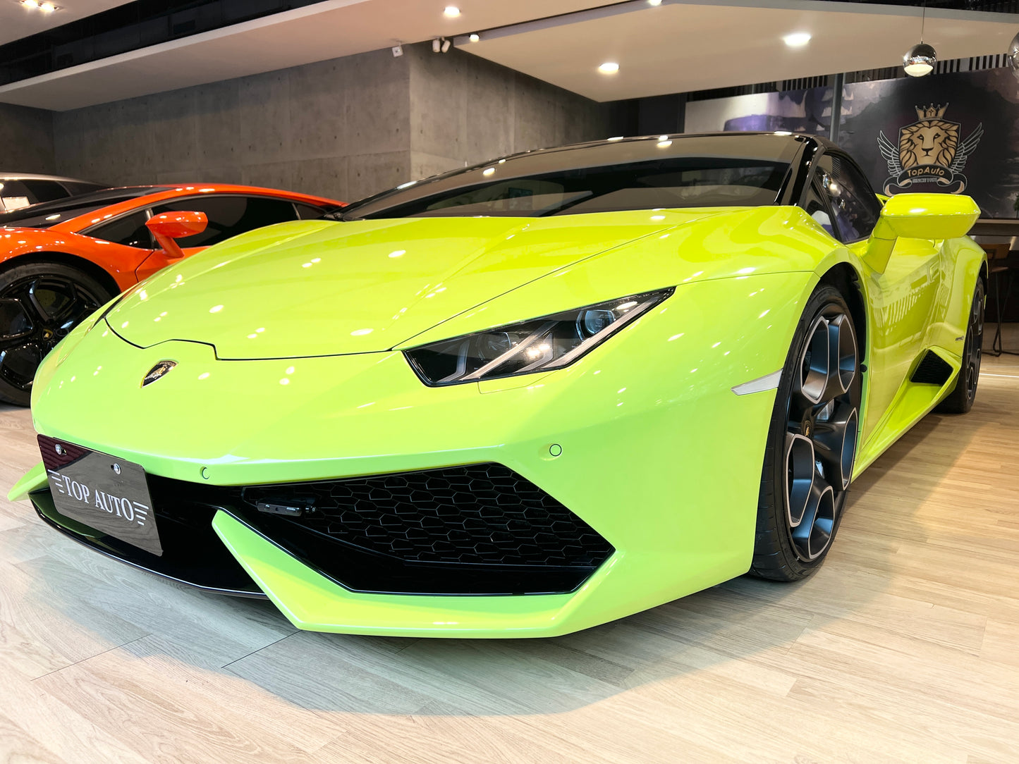 已售出-2018 Lamborghini Huracan Spyder一手車 總代理