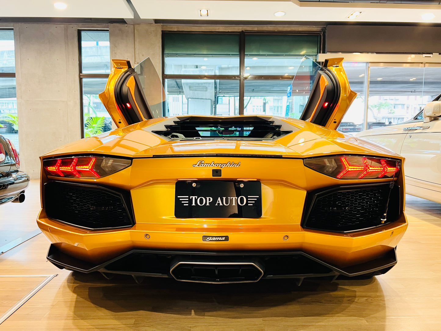 MY2017 Lamborghini Aventador LP700-4 總代理一手車