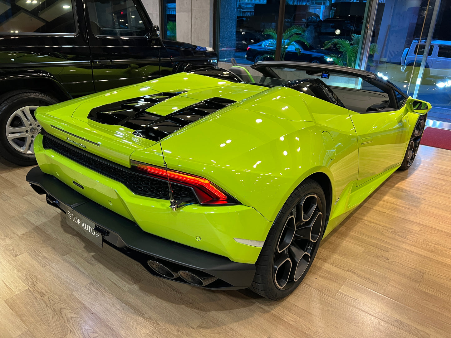 已售出-2018 Lamborghini Huracan Spyder一手車 總代理