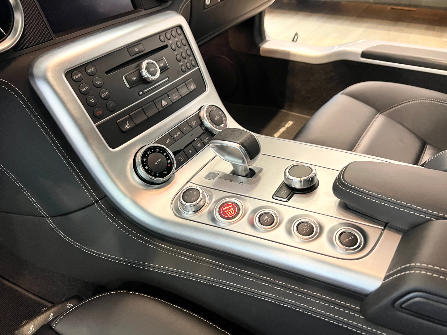 **2013 Mercedes-AMG SLS Coupe 總代理|台北超跑專賣|TopAuto 豐群汽車