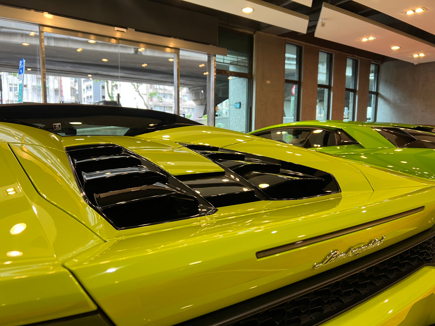 已售出-2018 Lamborghini Huracan Spyder一手車 總代理