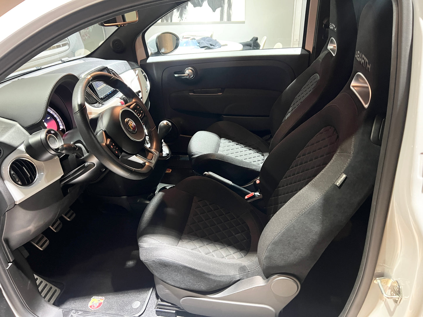 已售出-2022 Abarth 595 Competizione