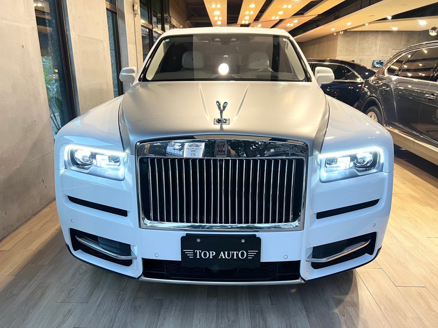 已售出-2019 Rolls Royce Cullinan
