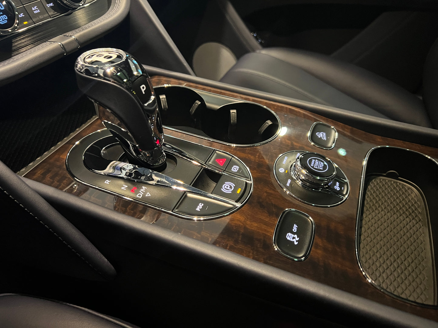 2017 Bentley Bentayga V8 Diesel總代理|台北超跑買賣|TopAuto豐群汽車