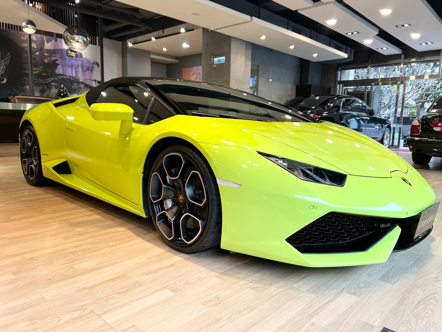 已售出-2018 Lamborghini Huracan Spyder一手車 總代理