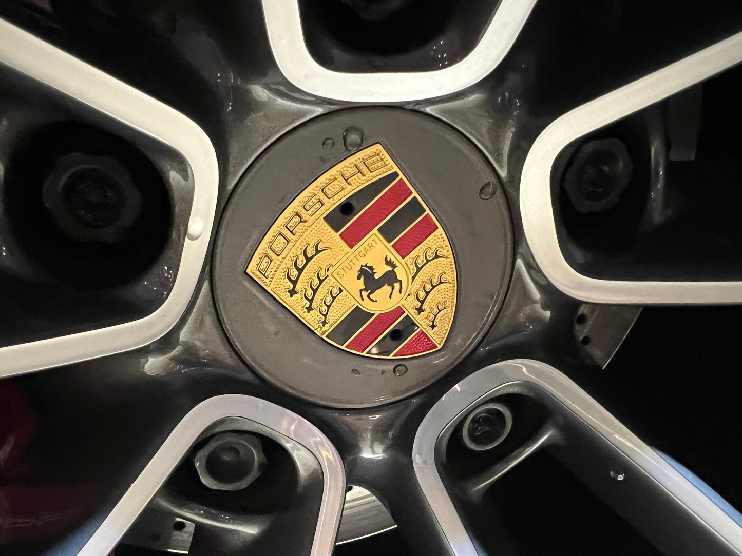 已售出-2021 Porsche 992 Carrera 4S