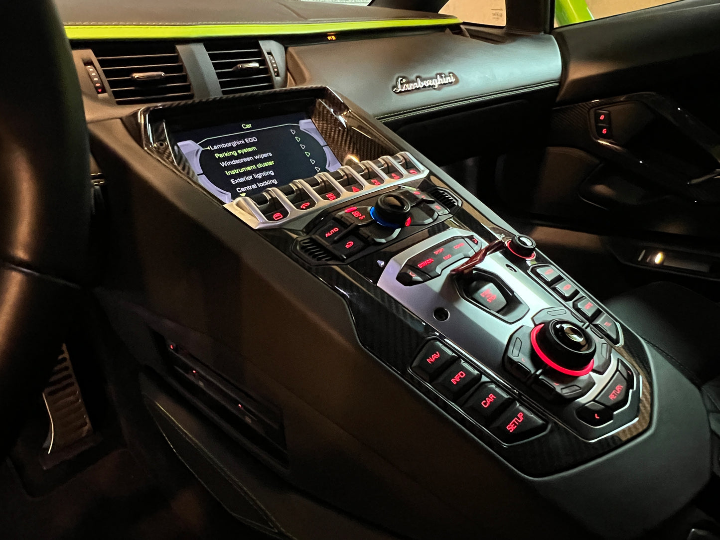 已售出-2018 Lamborghini Aventador S 總代理保固中一手車