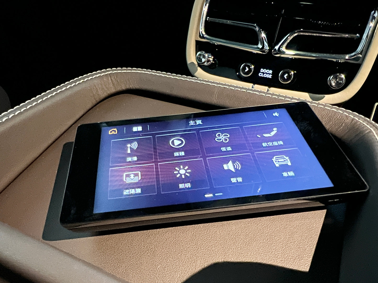 2023 Bentley Bentayga EWB Azure 總代理 一手車|台北超跑專賣|TopAuto 豐群汽車