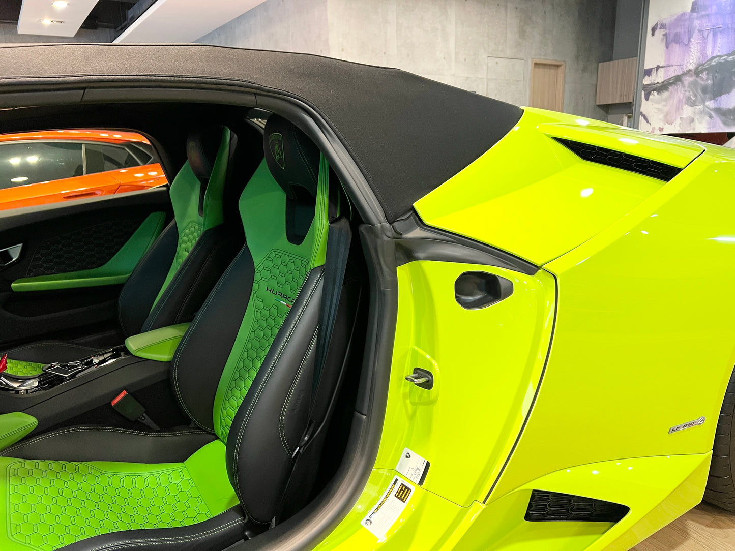 已售出-2018 Lamborghini Huracan Spyder一手車 總代理
