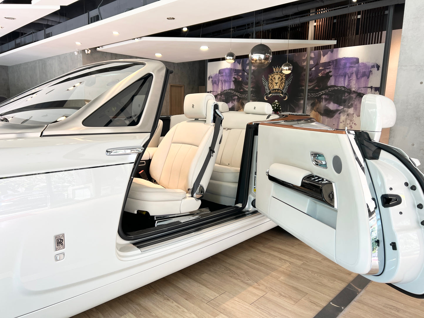 已售出-2013 Rolls-Royce Phantom Drophead Coupe