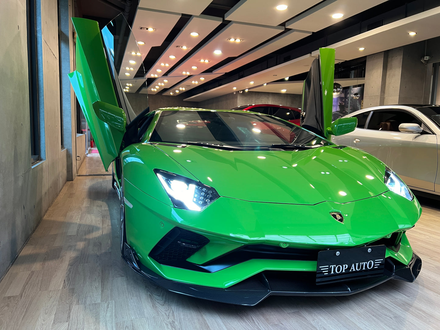 已售出-2018 Lamborghini Aventador S 總代理保固中一手車