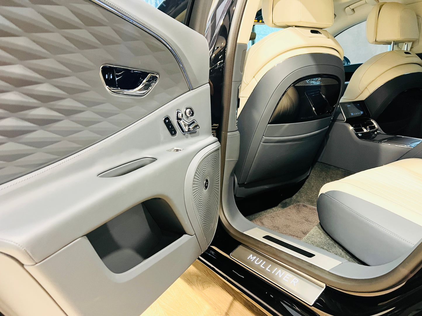 **2023 Bentley Flying Spur Mulliner W12 總代理|台北超跑專賣|TopAuto 豐群汽車
