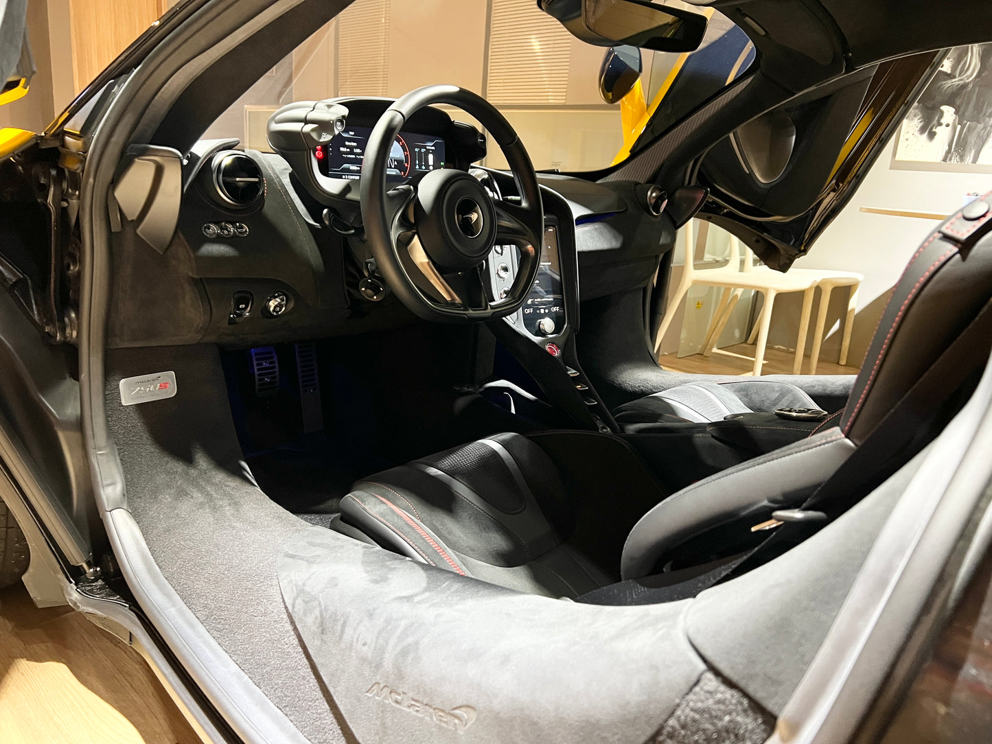 已售出-McLaren 750S Spider 總代理