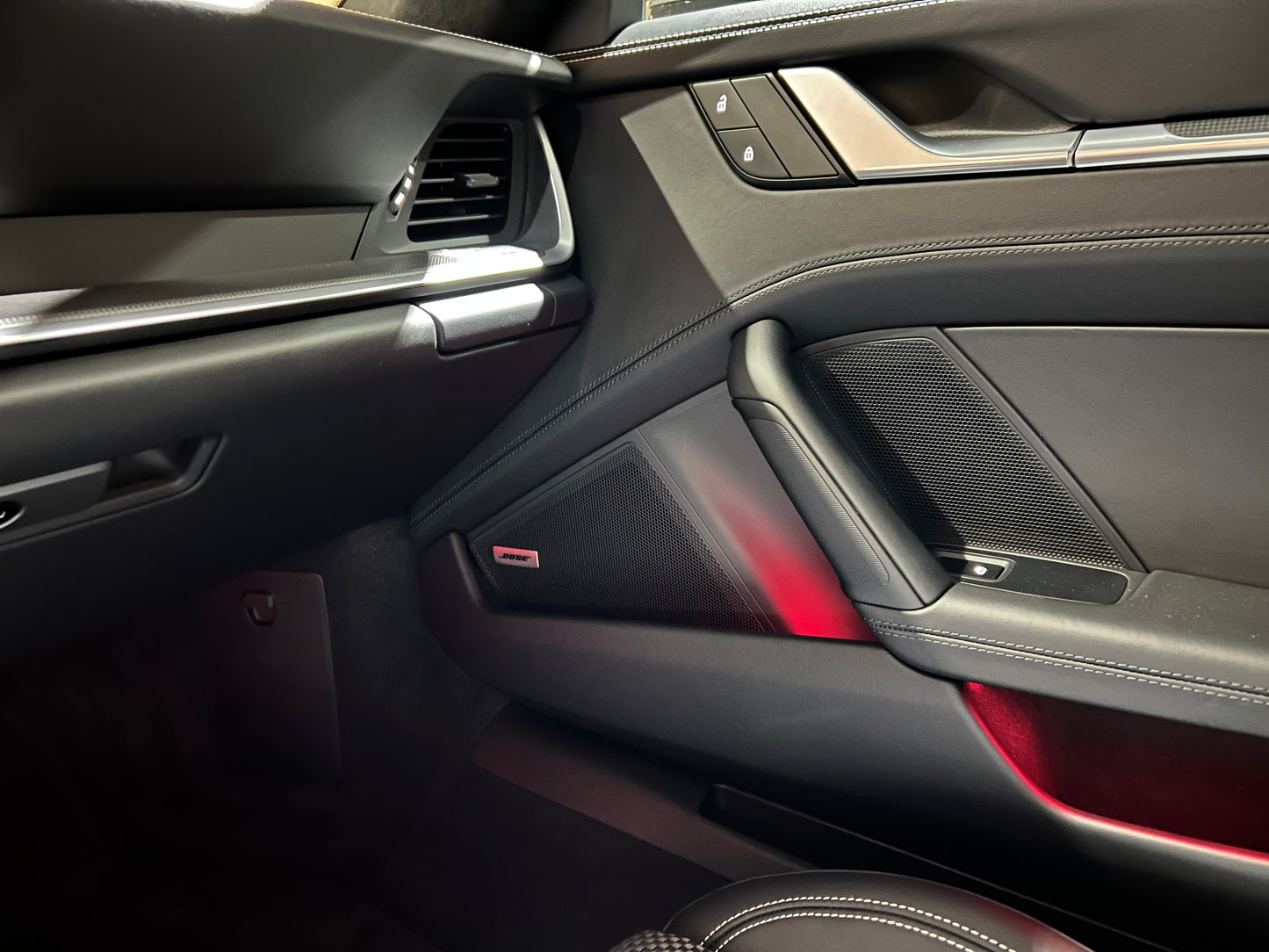 **2022 Porsche 992.1 Turbo S總代理 |台北超跑專賣|TopAuto豐群汽車