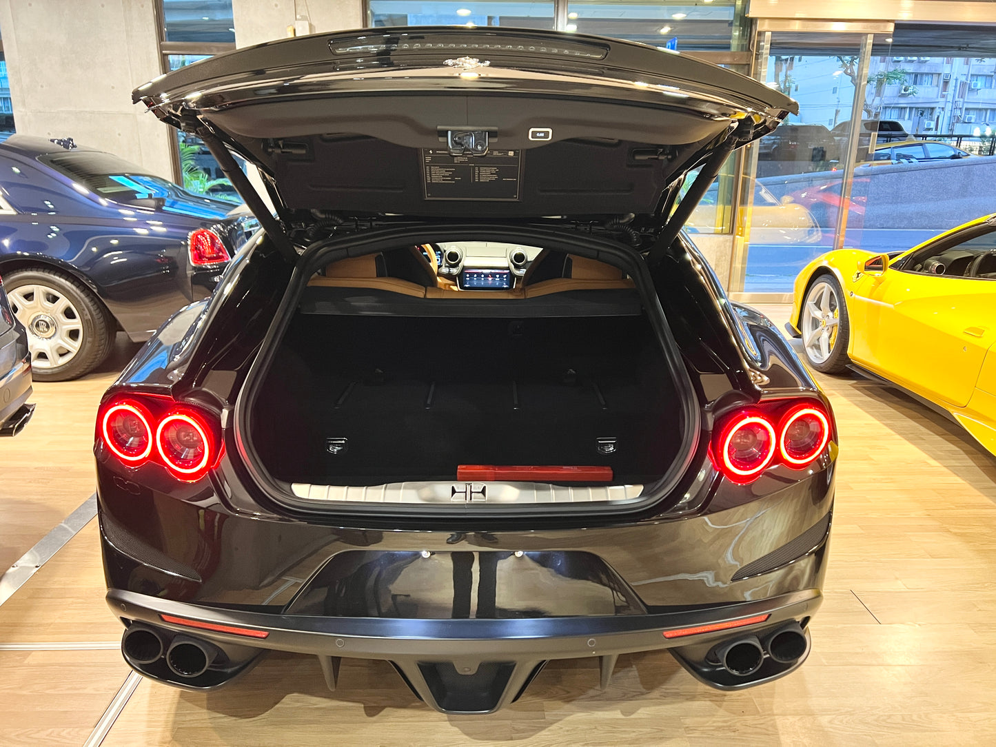 2019 Ferrari GTC4 Lusso T 總代理