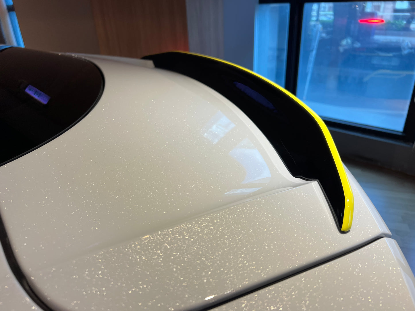 已售出-2019 AstonMartin DBS Superleggera 總代理