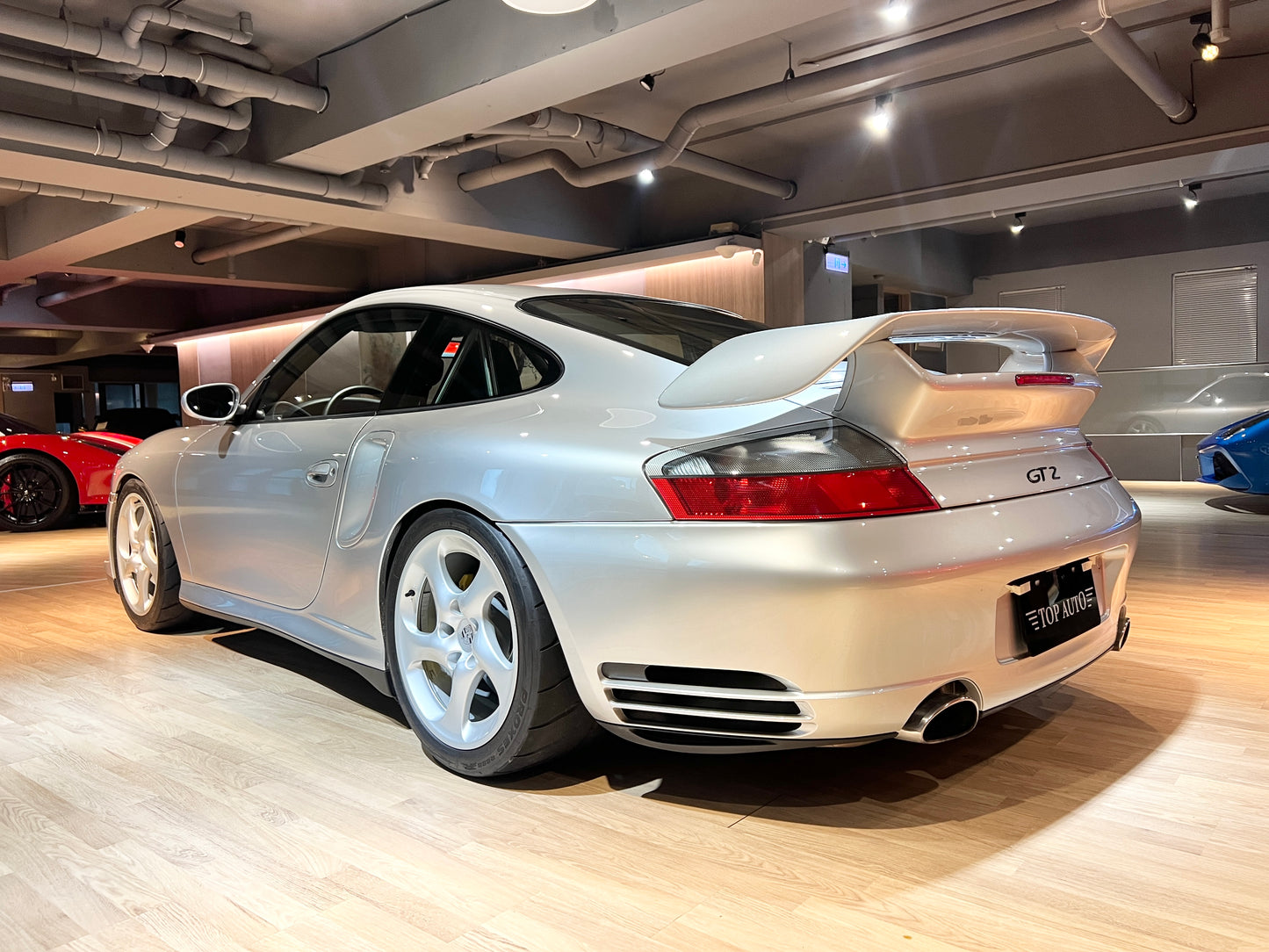 2001 Porsche 996 GT2 總代理