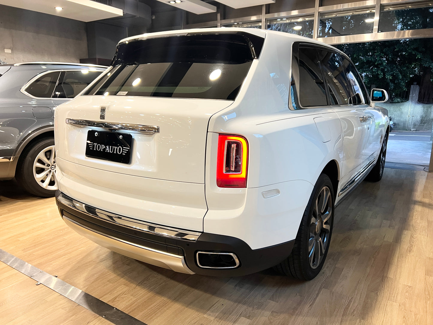 已售出-2019 Rolls Royce Cullinan