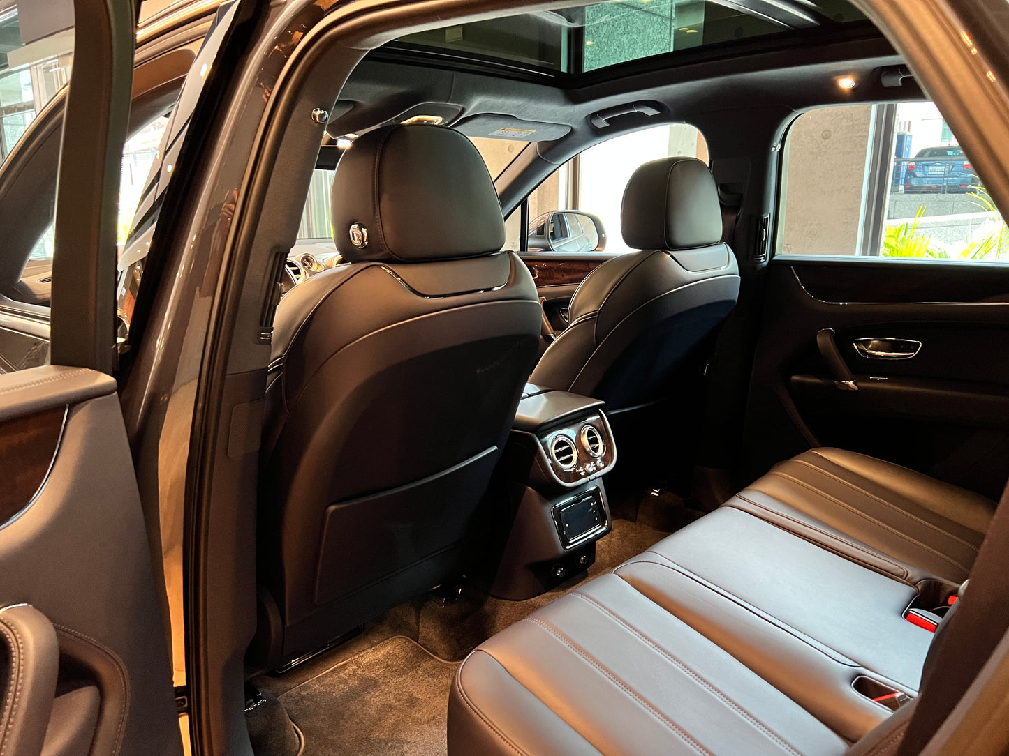 2017 Bentley Bentayga V8 Diesel 總代理