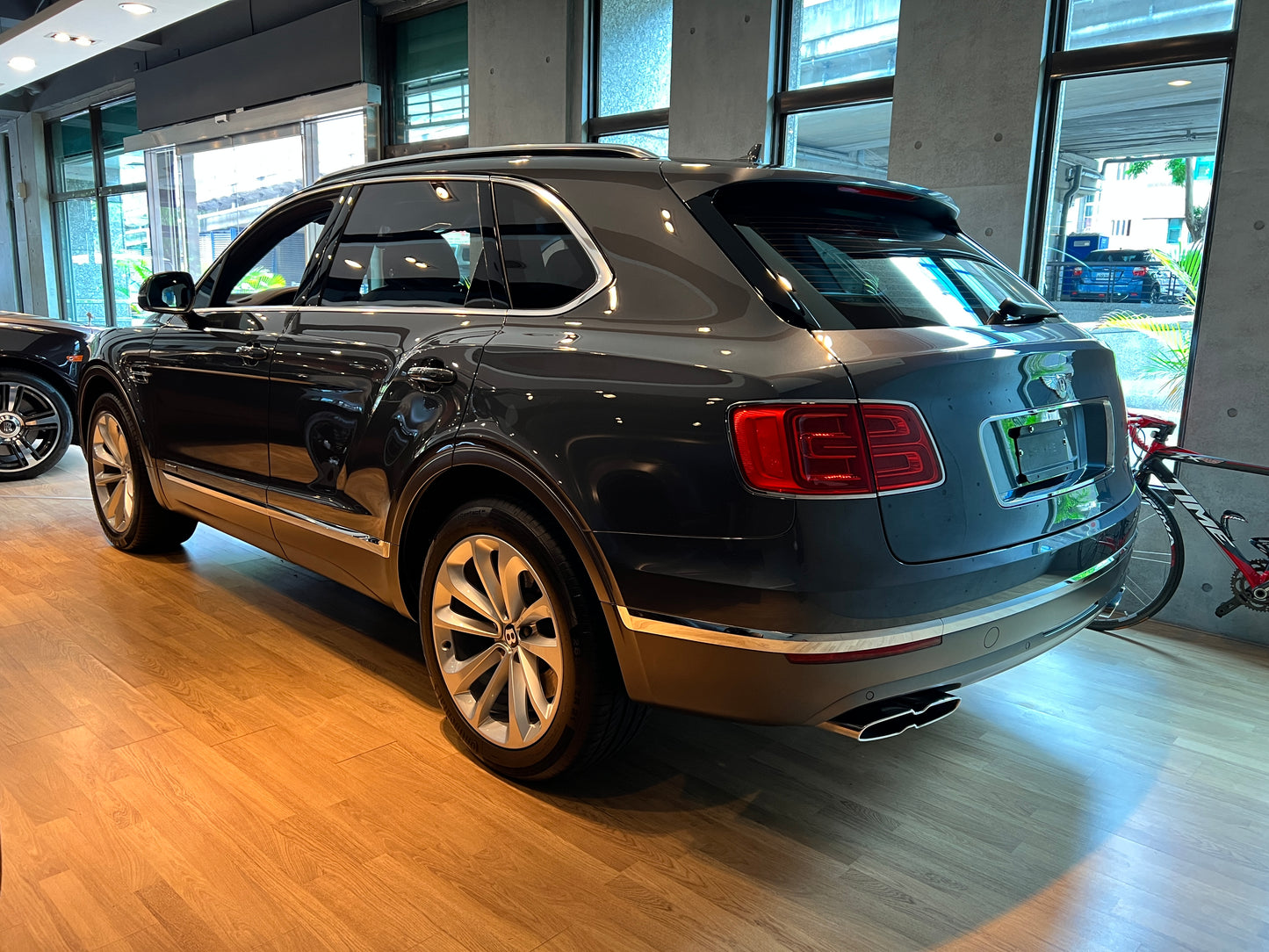 2017 Bentley Bentayga V8 Diesel 總代理
