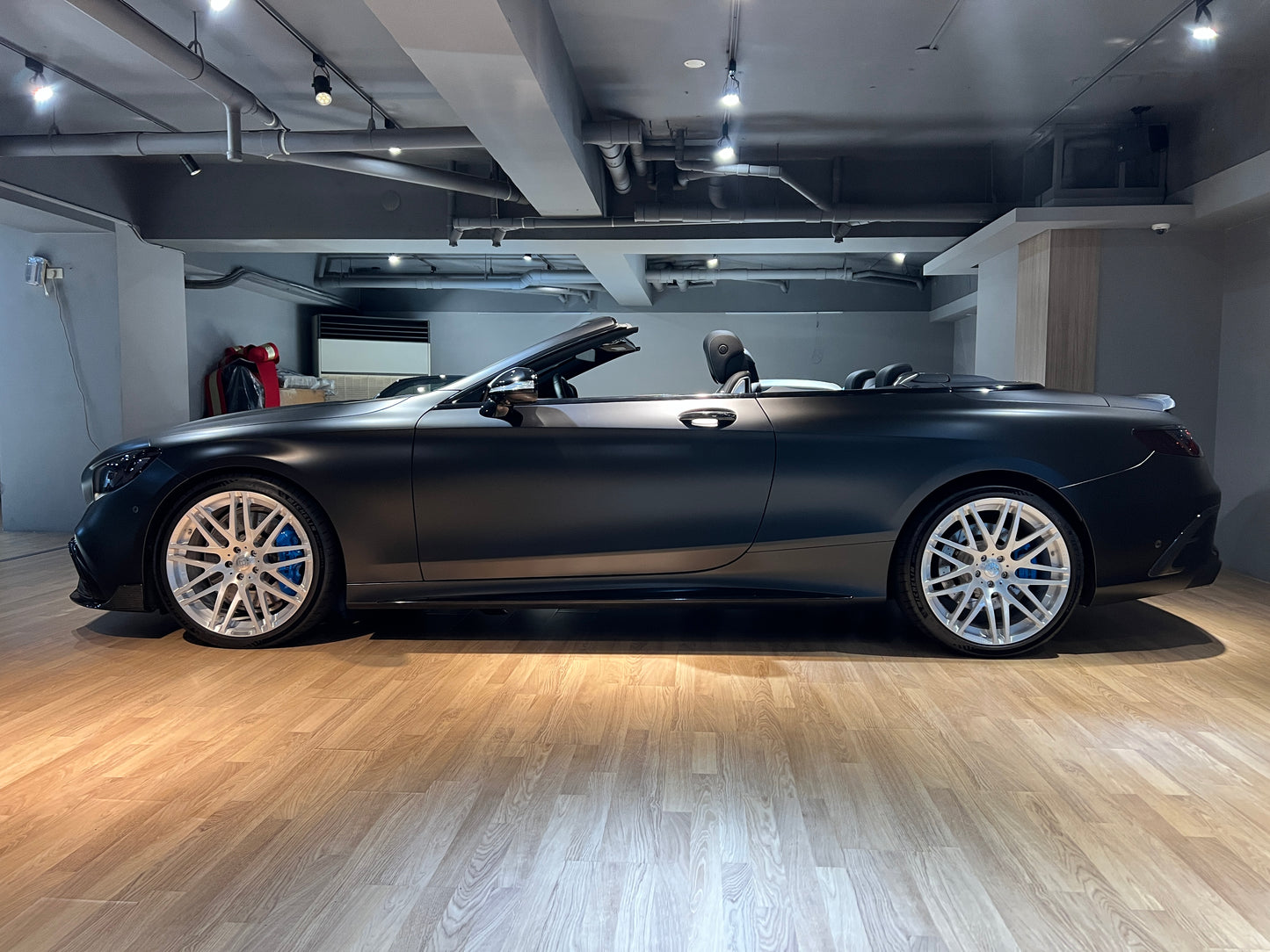 已售出2019 Mercedes-Benz S63 AMG Cabriolet