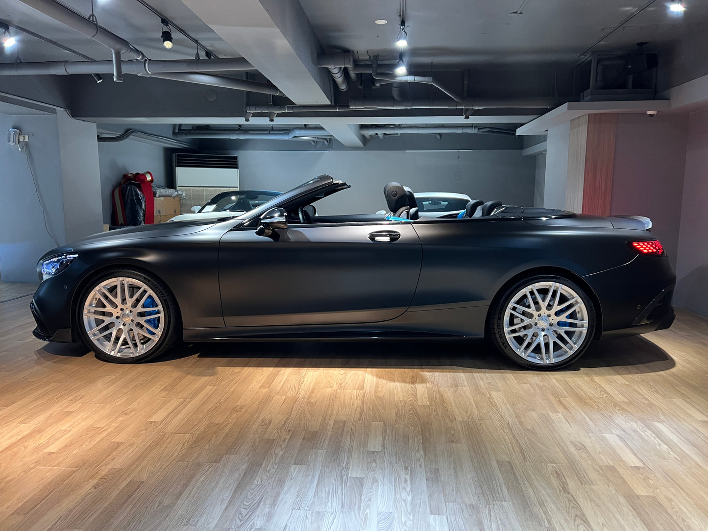 已售出2019 Mercedes-Benz S63 AMG Cabriolet