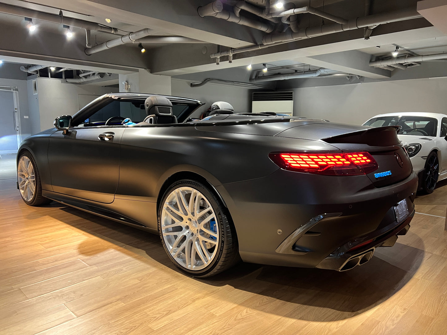 已售出2019 Mercedes-Benz S63 AMG Cabriolet