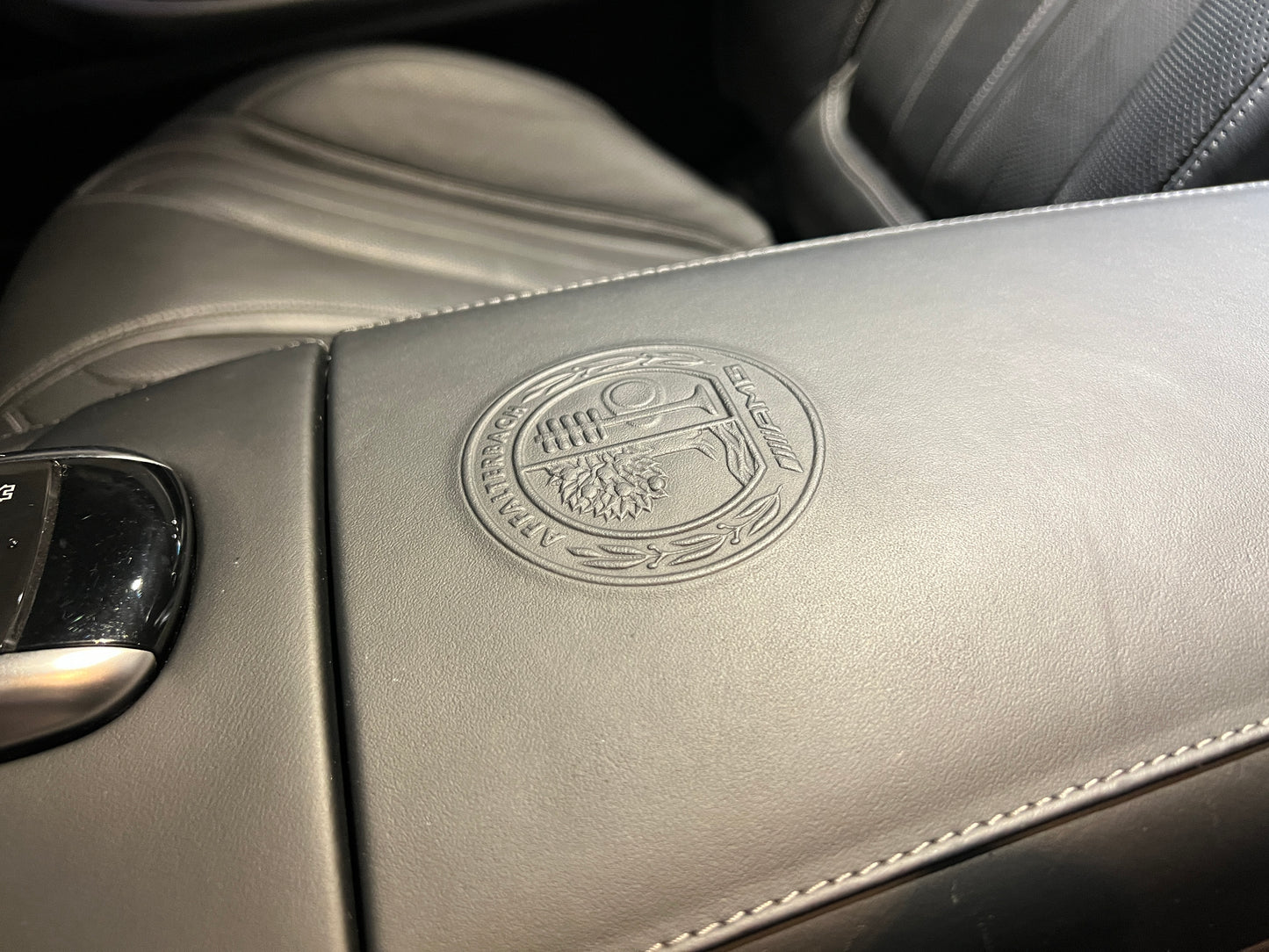 已售出2019 Mercedes-Benz S63 AMG Cabriolet