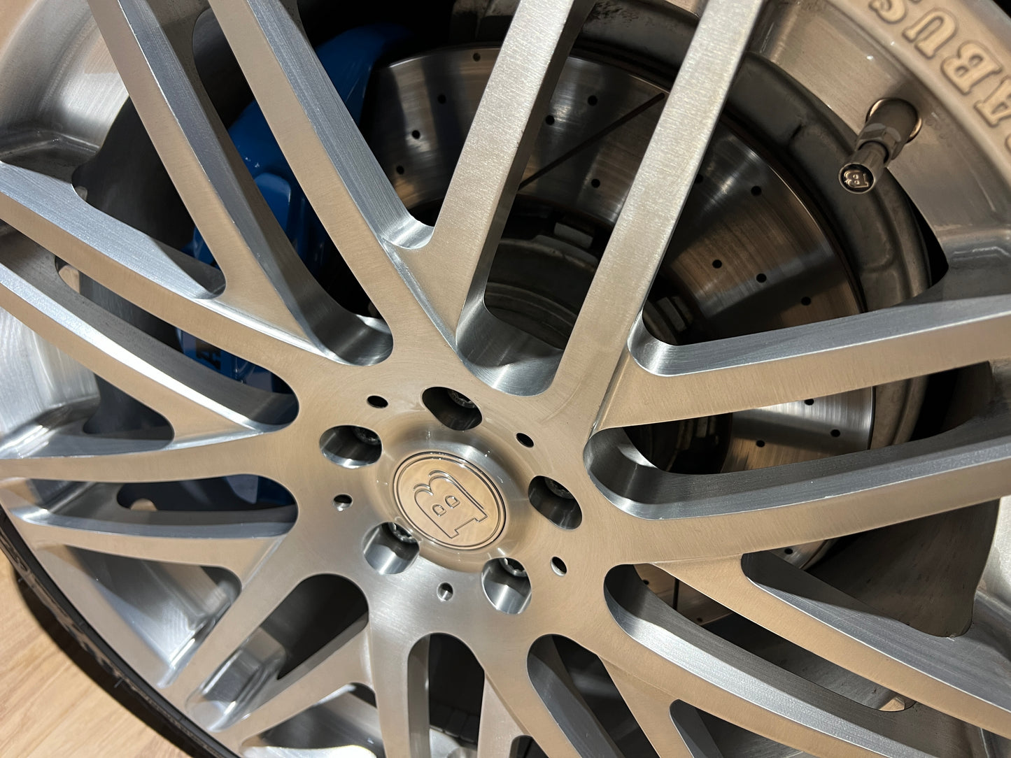 已售出2019 Mercedes-Benz S63 AMG Cabriolet