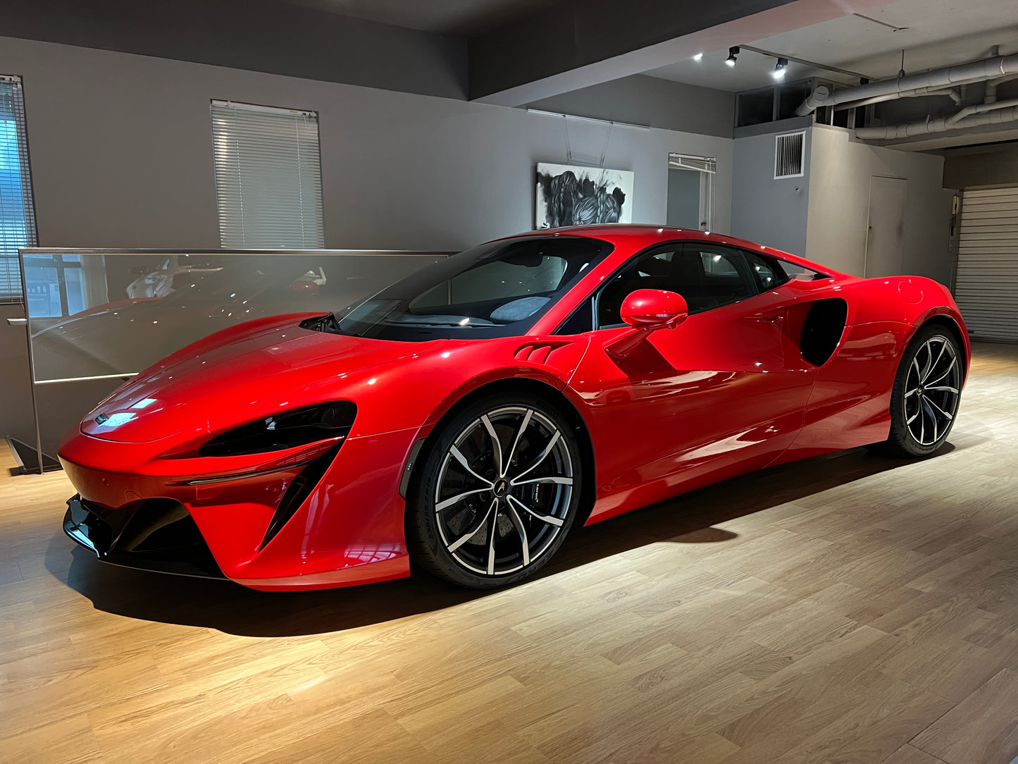 已售出-McLaren Artura