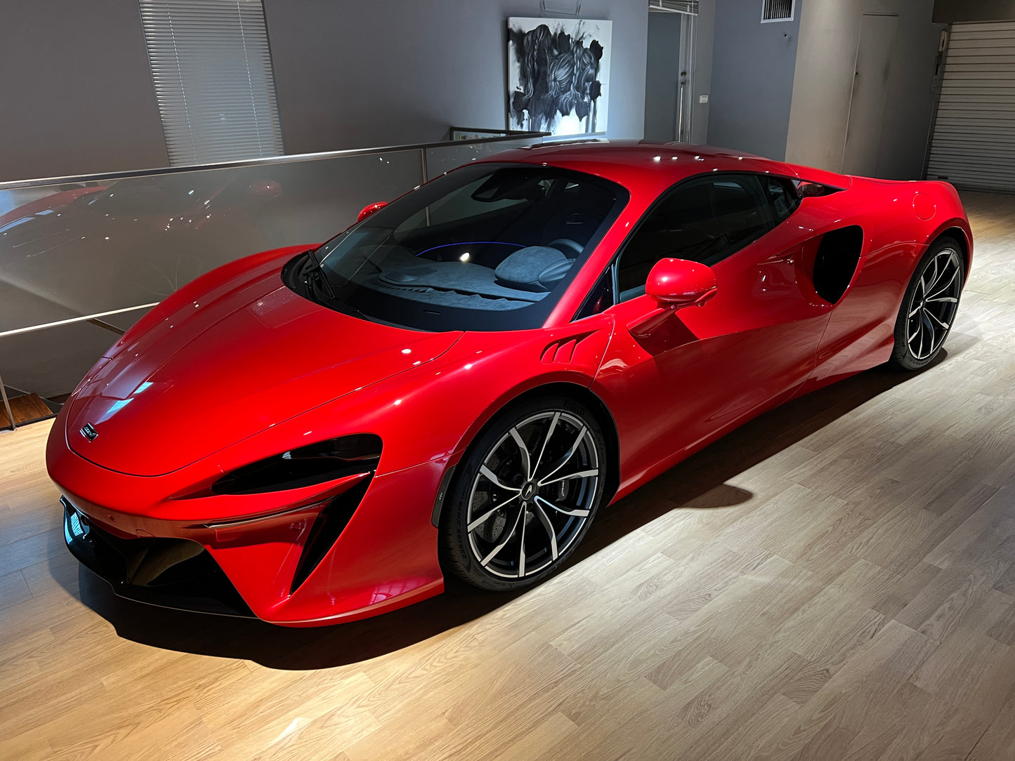 已售出-McLaren Artura