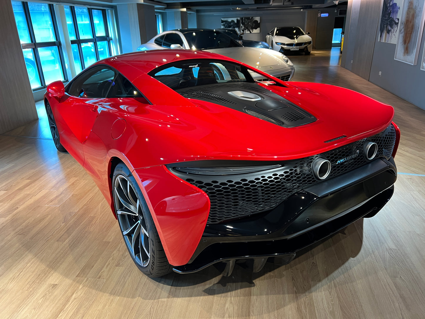 已售出-McLaren Artura