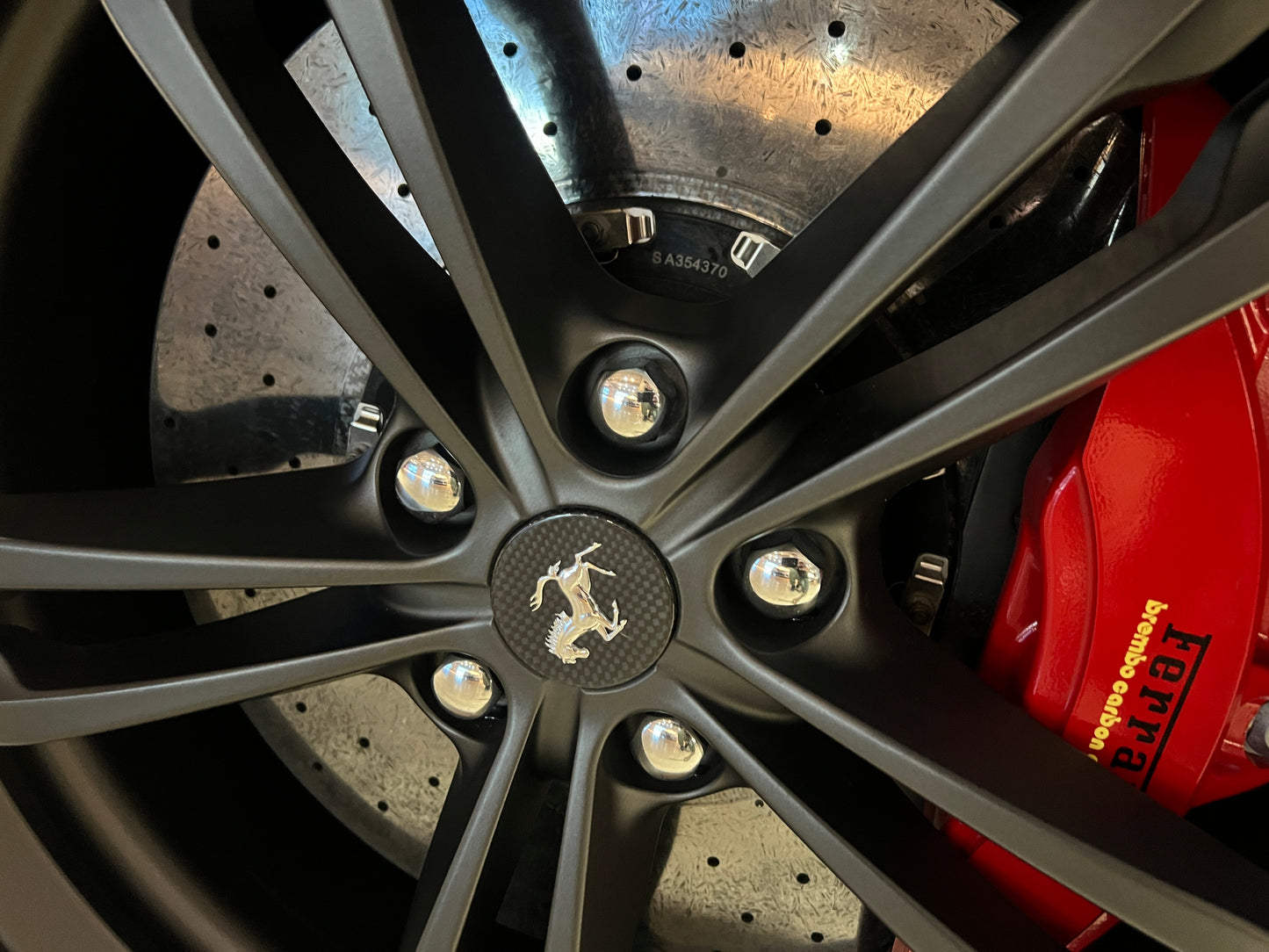 已售出-2019 Ferrari GTC4 Lusso V12 總代理