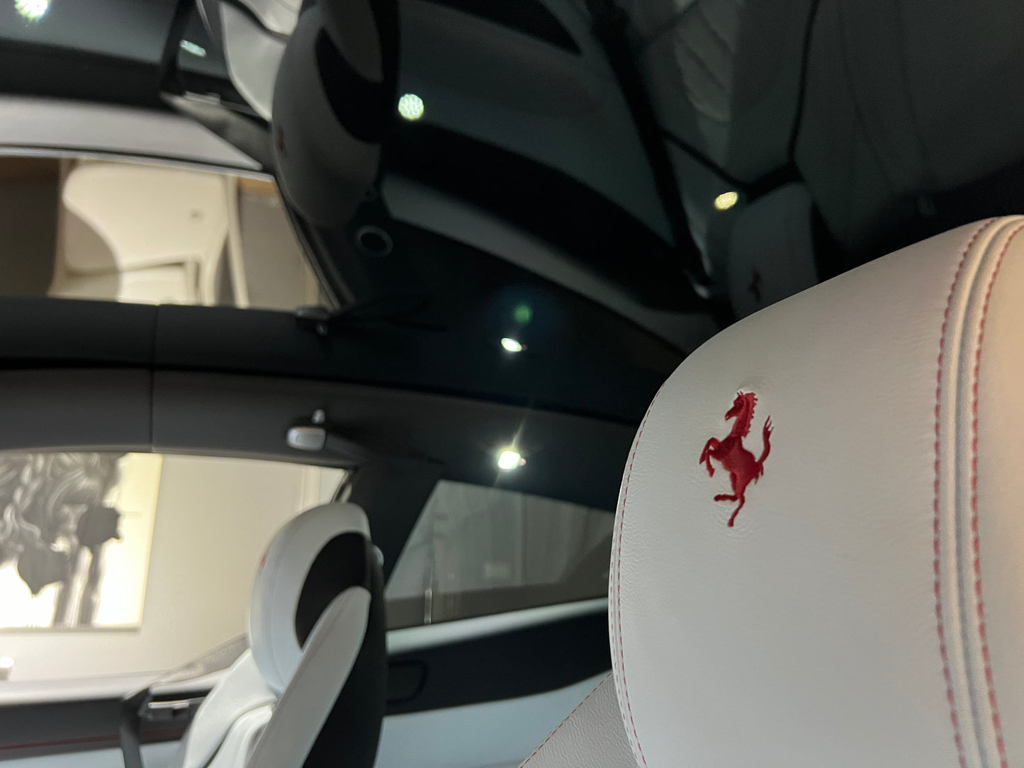 已售出-2019 Ferrari GTC4 Lusso V12 總代理