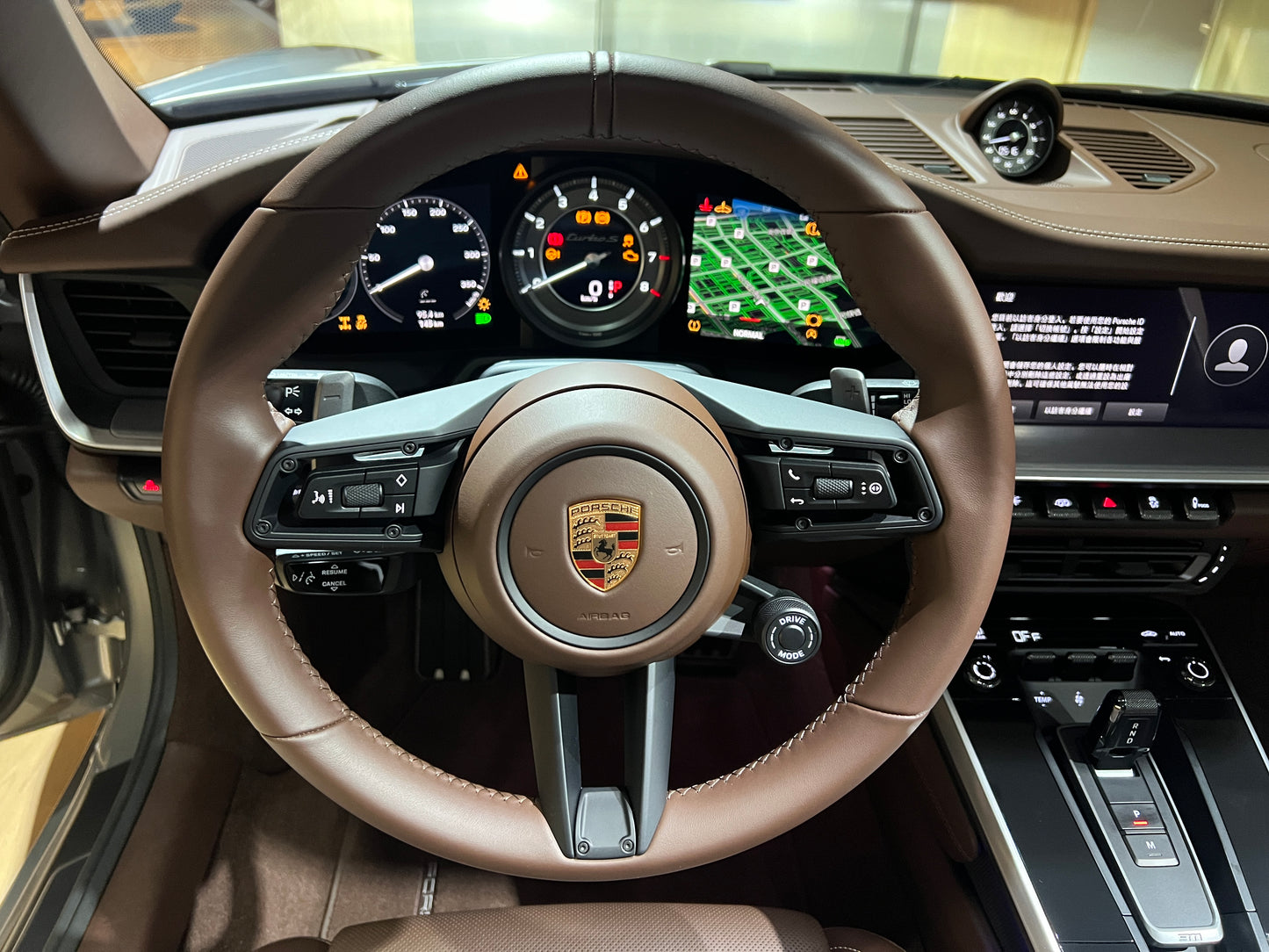 已售出全新車2024 Porsche 992 Turbo S Cabriolet 總代理