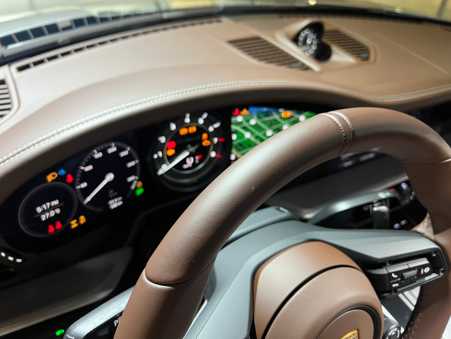 已售出全新車2024 Porsche 992 Turbo S Cabriolet 總代理