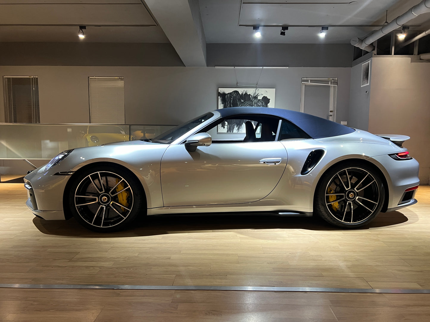 已售出全新車2024 Porsche 992 Turbo S Cabriolet 總代理