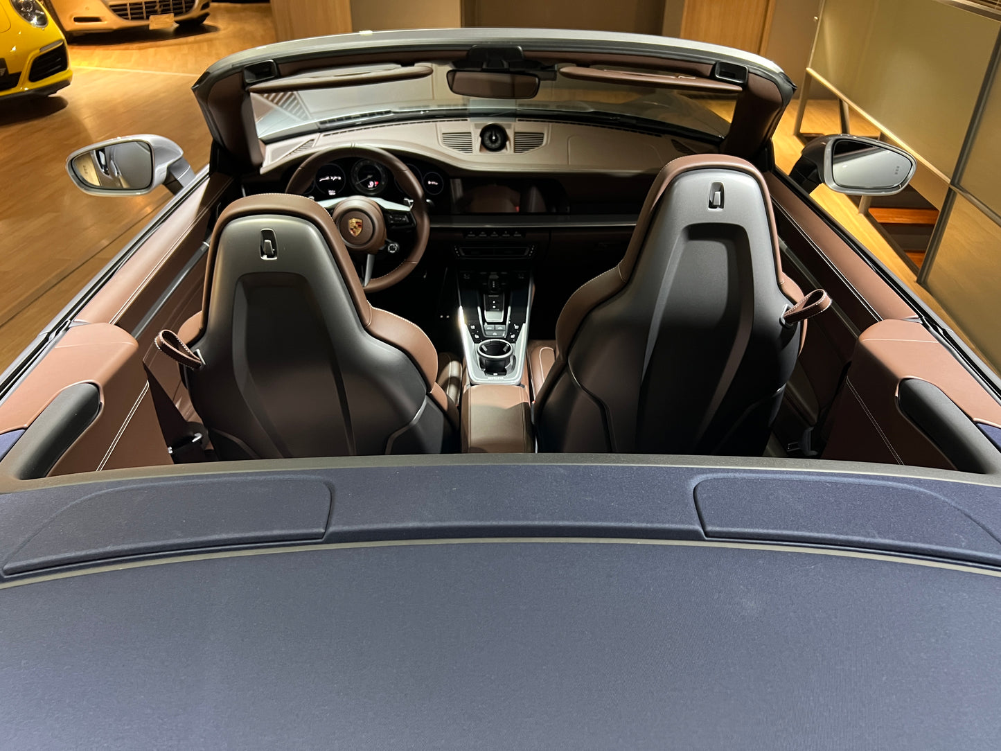 已售出全新車2024 Porsche 992 Turbo S Cabriolet 總代理