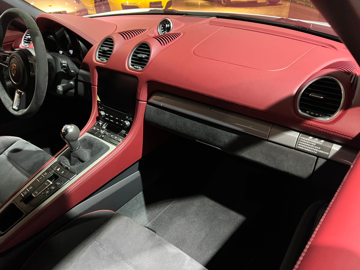 已售出-2020 Porsche 718 Boxster Spyder 手排 總代理