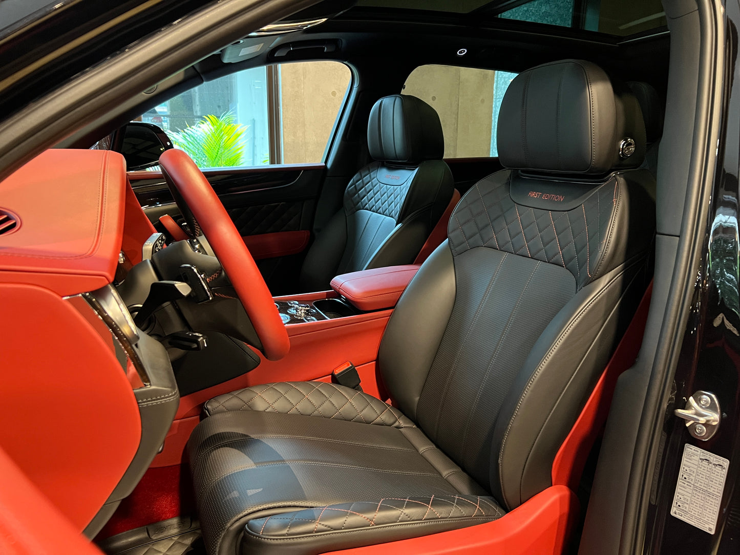 2017 Bentley Bentayga W12 First Edition 總代理