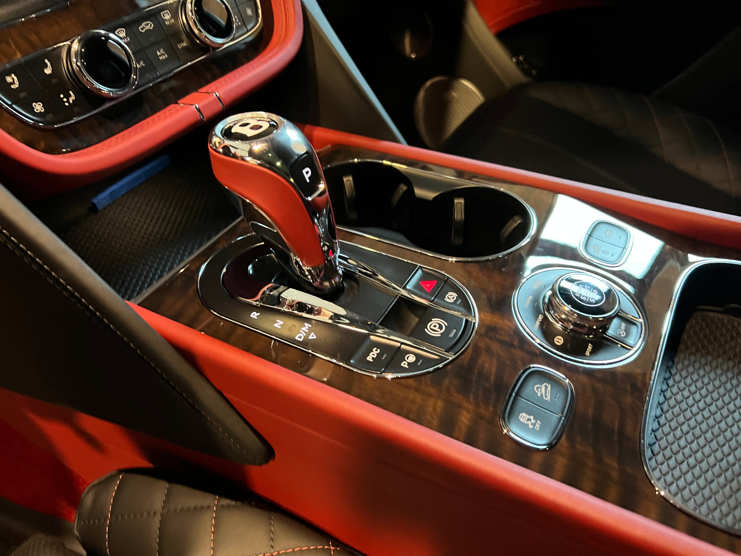 2017 Bentley Bentayga W12 First Edition 總代理