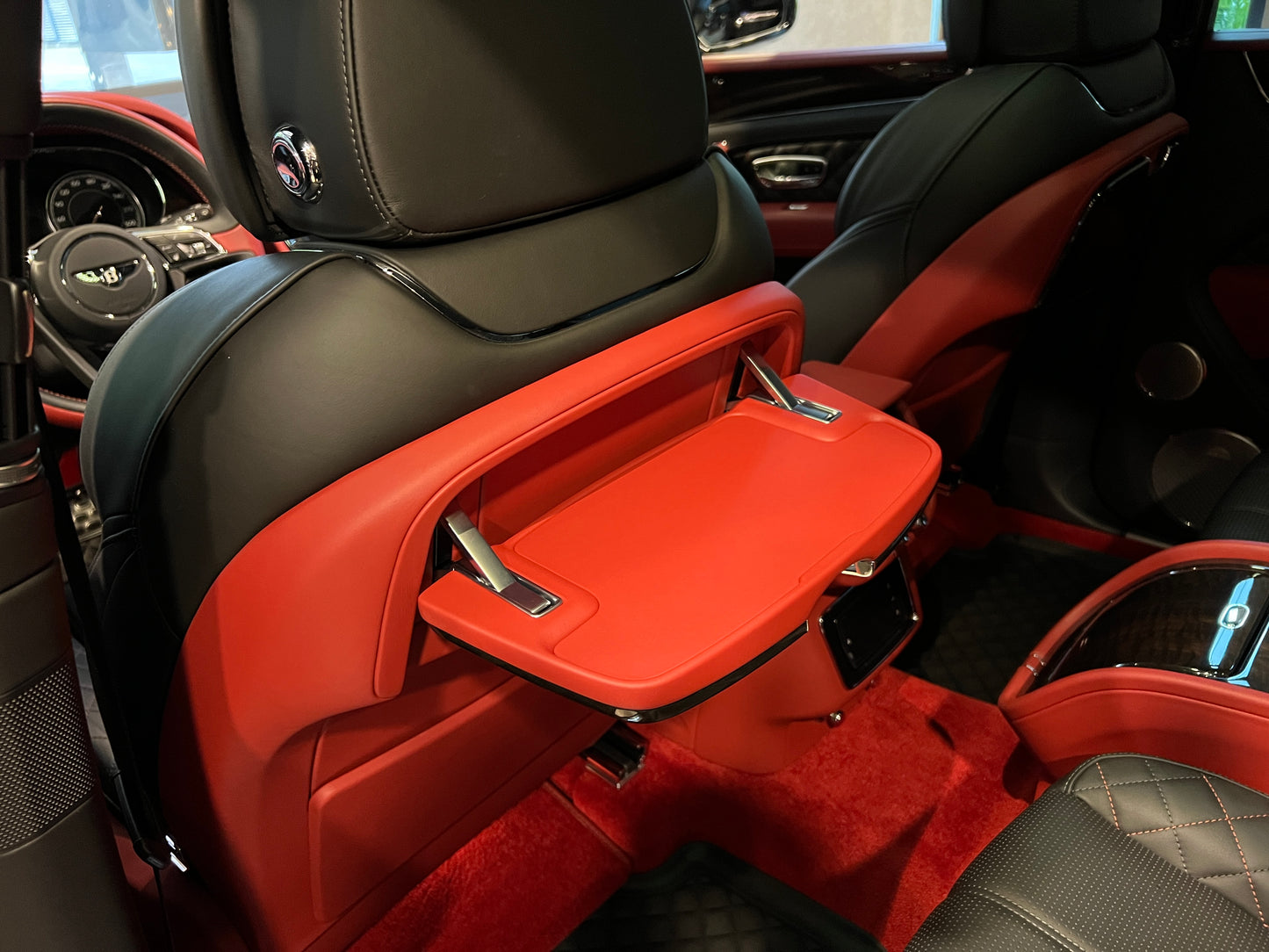 2017 Bentley Bentayga W12 First Edition 總代理