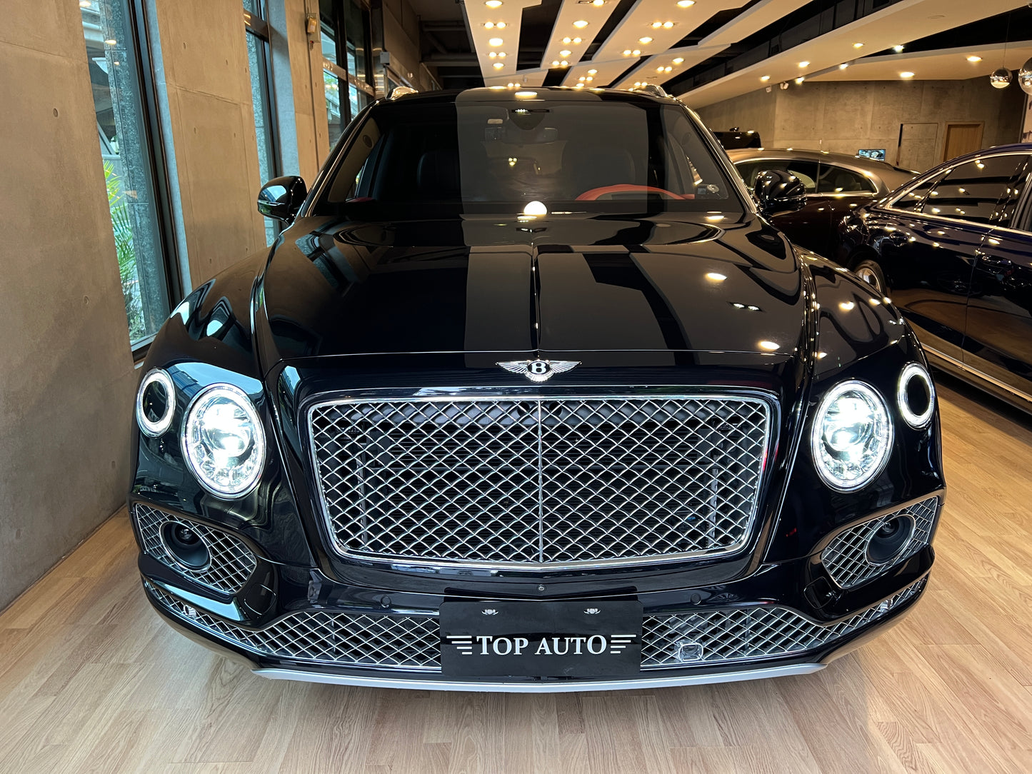 2017 Bentley Bentayga W12 First Edition 總代理