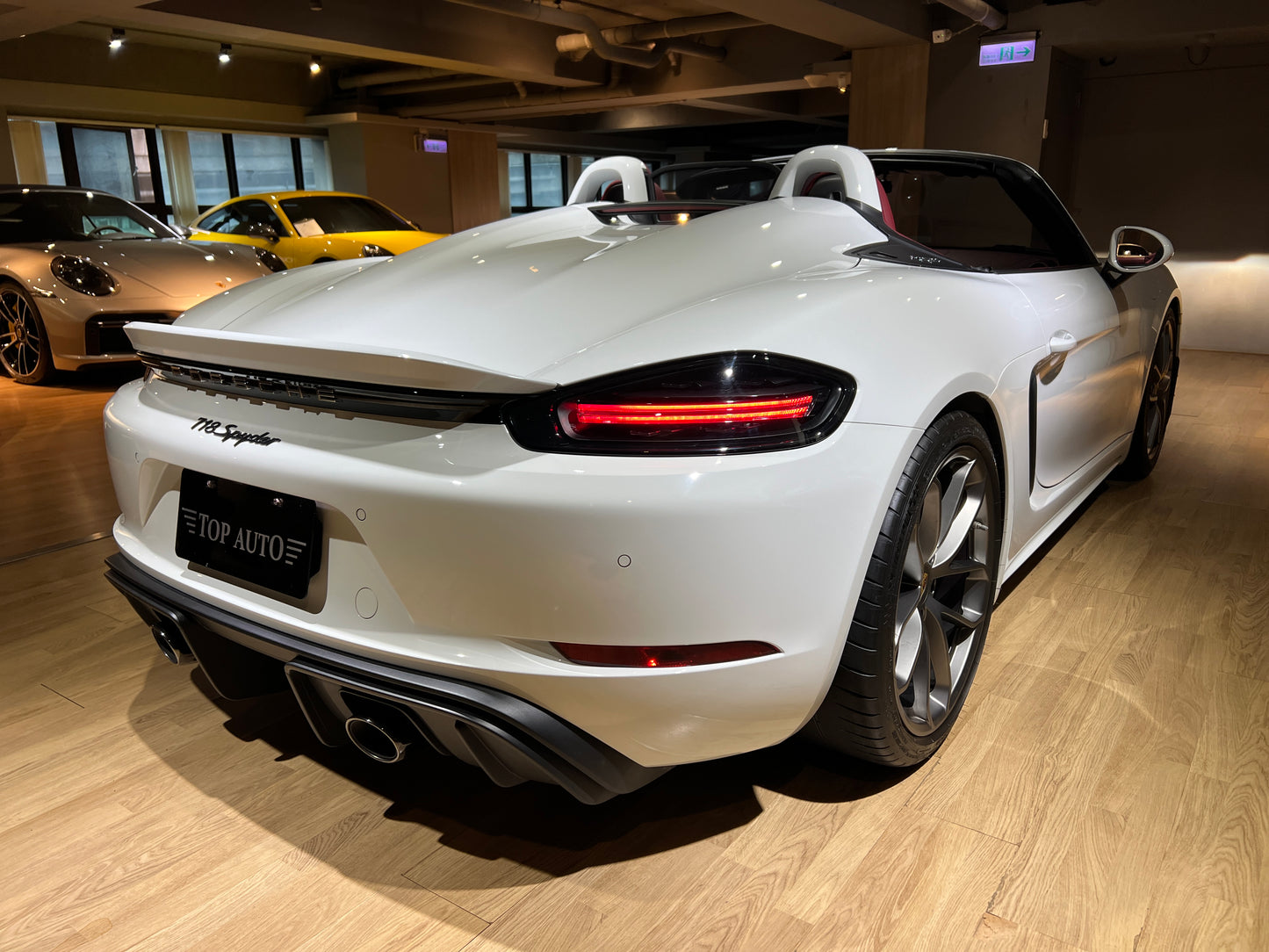 已售出-2020 Porsche 718 Boxster Spyder 手排 總代理