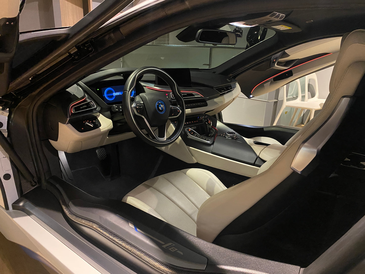 已售出2015 BMW i8 Coupe 總代理